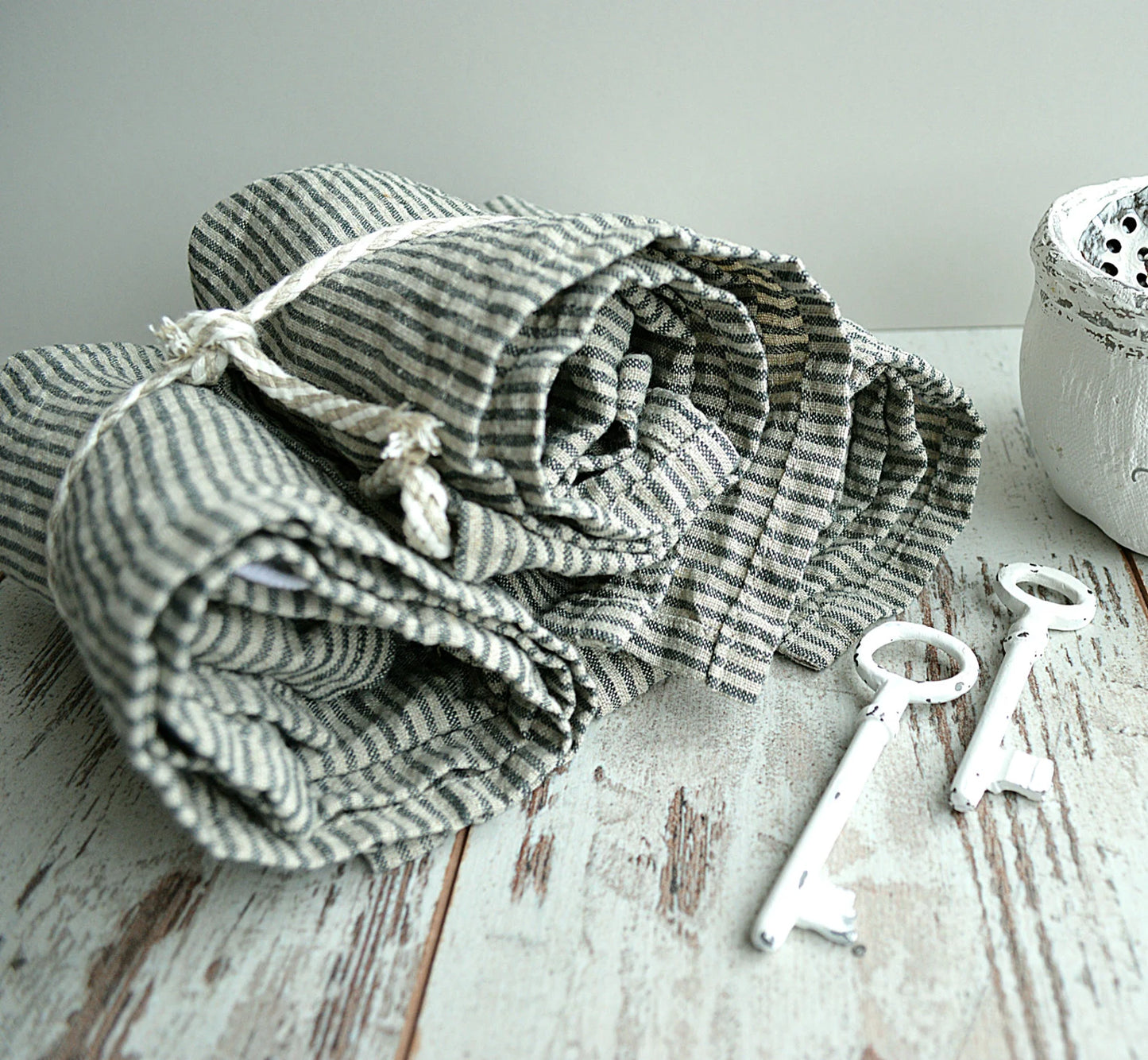 Striped Linen towel / Bath washed linen towels / Simple rustic kitchen towels / Hand linen towels / Guest linen towels
